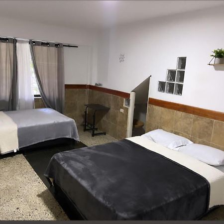 Casa Al Frente Del Pueblito Paisa Apartment Medellin Ngoại thất bức ảnh
