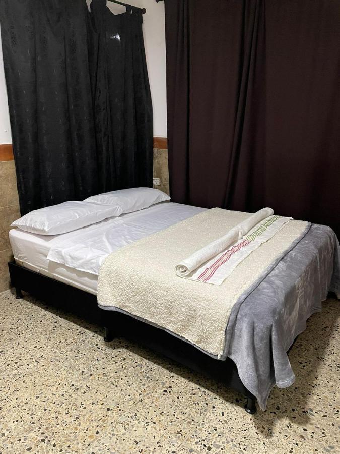 Casa Al Frente Del Pueblito Paisa Apartment Medellin Ngoại thất bức ảnh